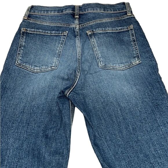 Old Navy Sky-Hi Straight Secret Smooth Pockets Jeans - Picture 12 of 16